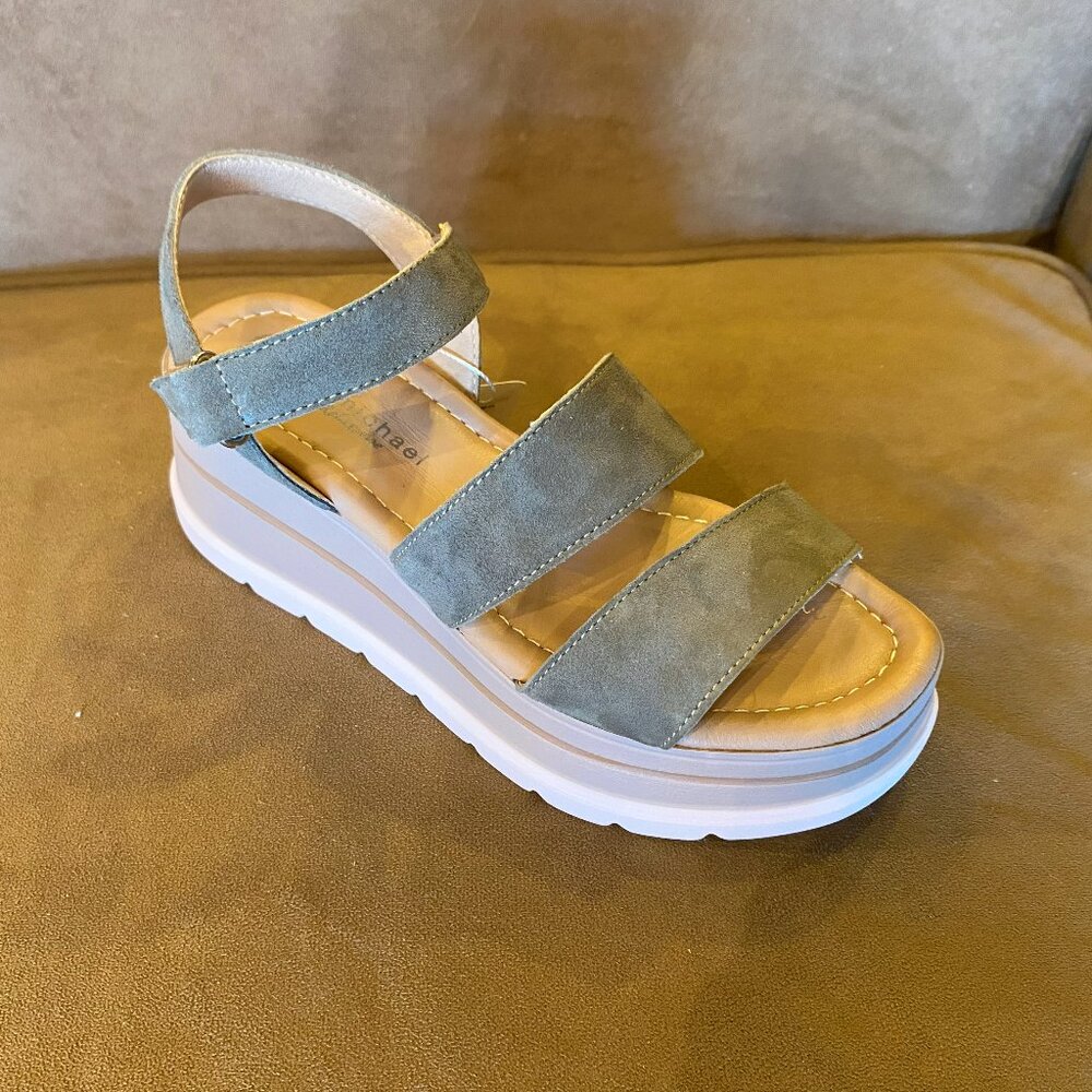 Eric Michael - Willow Green - Multiple Sizes (New… - image 1